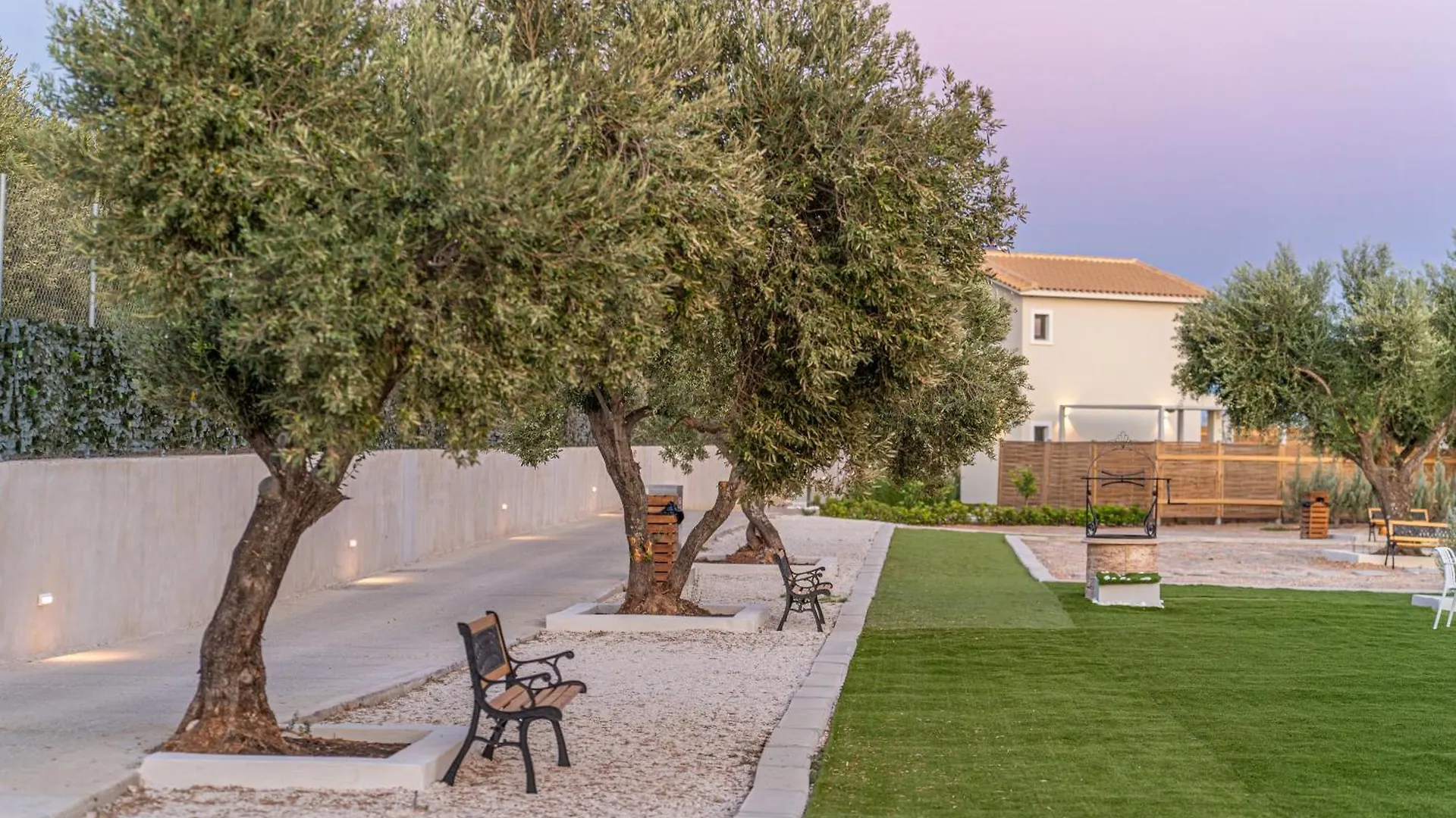 Endless Blue Private Club Villa Trapezaki  Greece